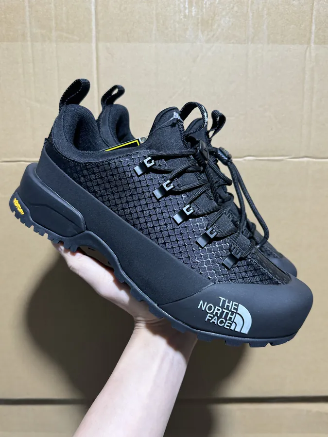 The North Face TNF Hiking Boots Black Warrior