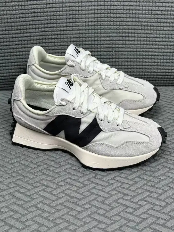 NB327 Series Sneaker Classic Color, Premium Quality