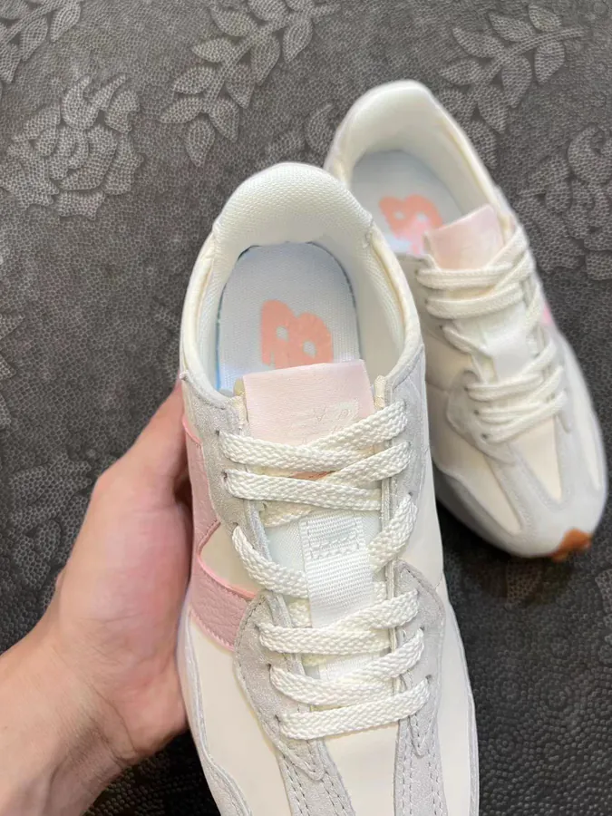 NB327 Salt Pink Color