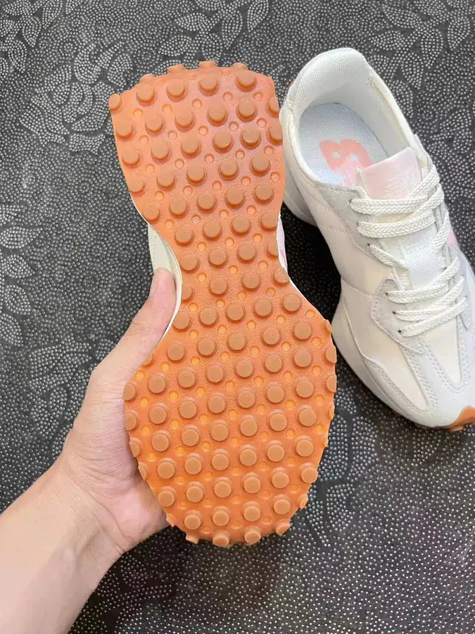 NB327 Salt Pink Color