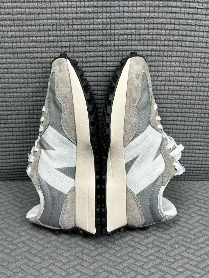 NB327 Classic Grey Premium Sneaker