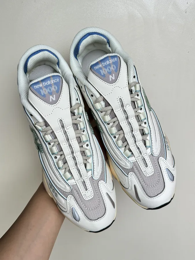 NB1000 White Blue Bucket Bag
