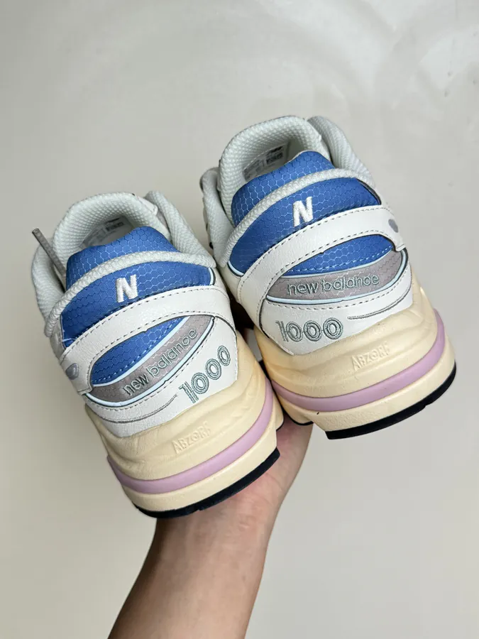 NB1000 White Blue Bucket Bag
