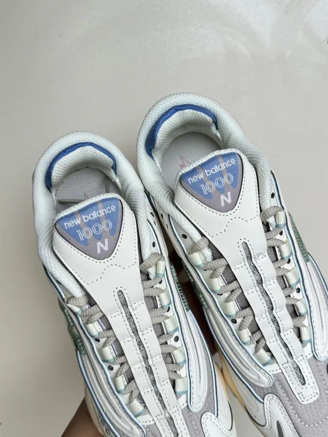NB1000 White Blue Bucket Bag