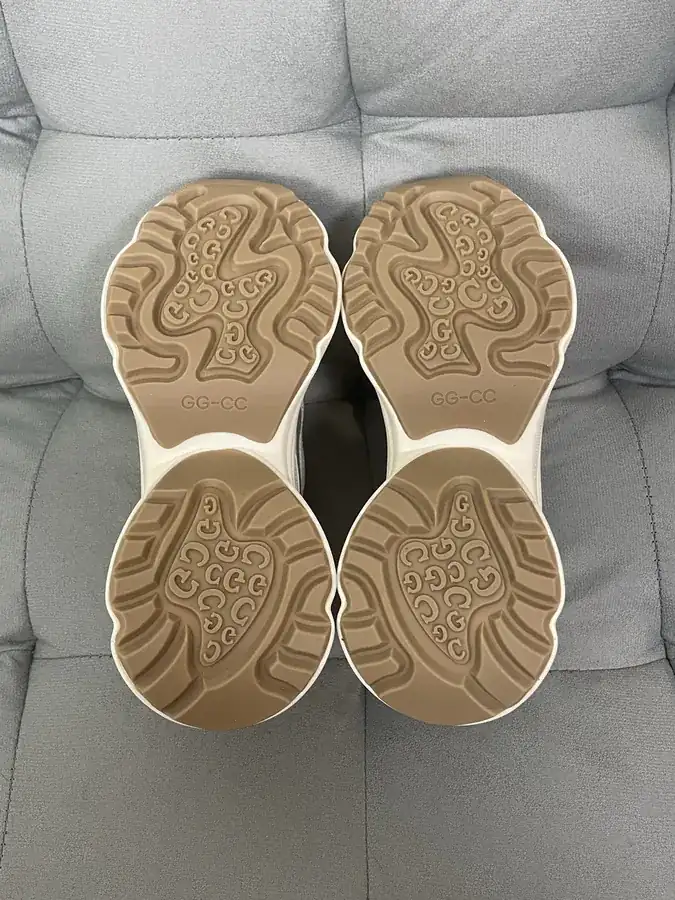 GG CC Comfortable and Stylish Low Top Sneakers for Daily Commute