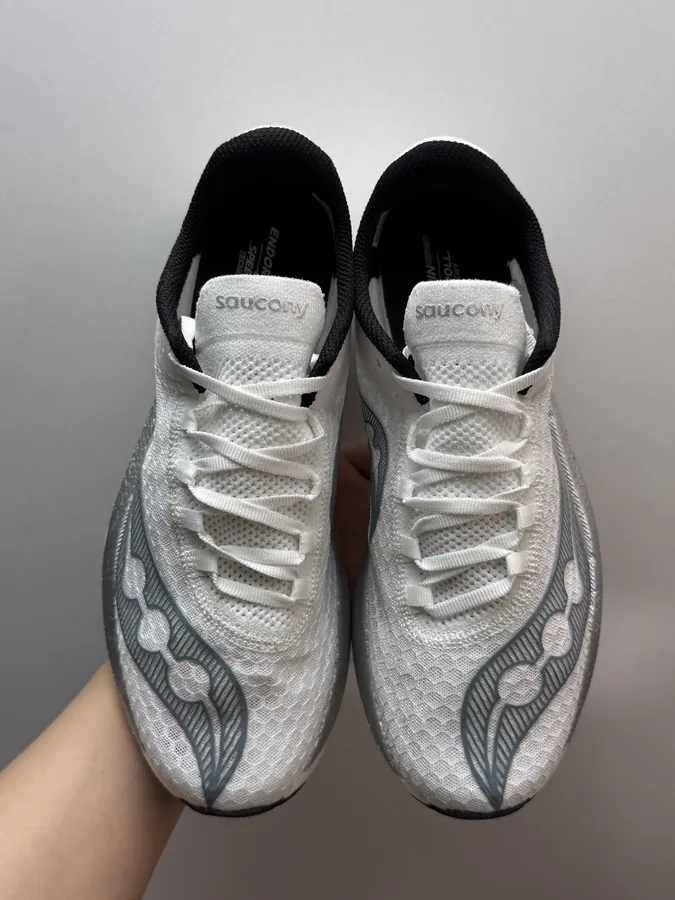 Saucony Endorphin Pro 4 Lightweight Running Shoes with Silver Accents