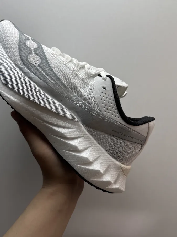 Saucony Endorphin Pro 4 Lightweight Running Shoes with Silver Accents