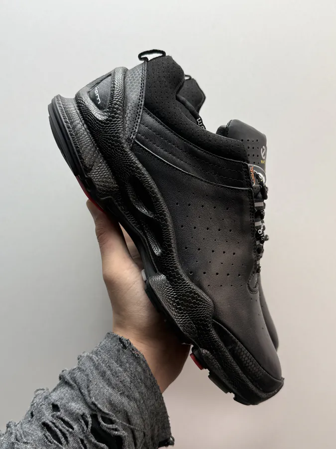 Ecco Love Black Bucket Bag
