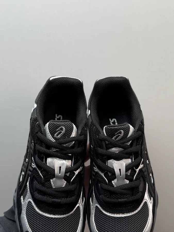 GEL C Black Bucket Bag