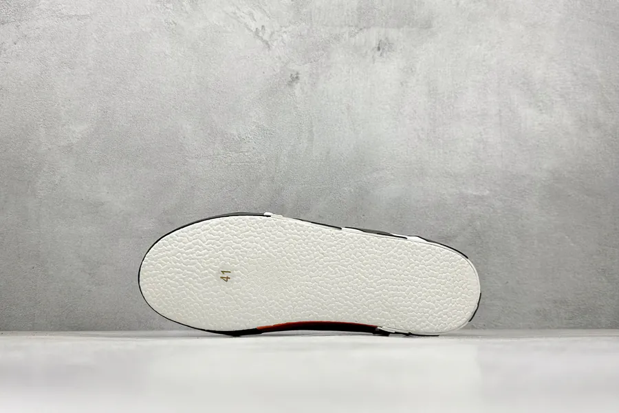 OFF WHITE Gym Shoes Lovers Comfortable and Durable Low top Canvas Sneakers