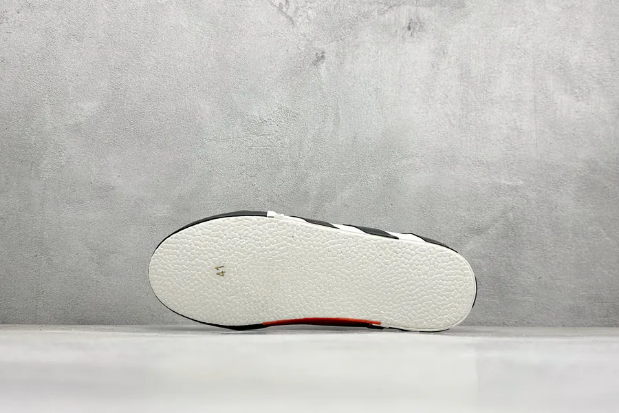 OFF WHITE GYM SHOES LOVERS Comfortable and Versatile Low Top Canvas Sneakers