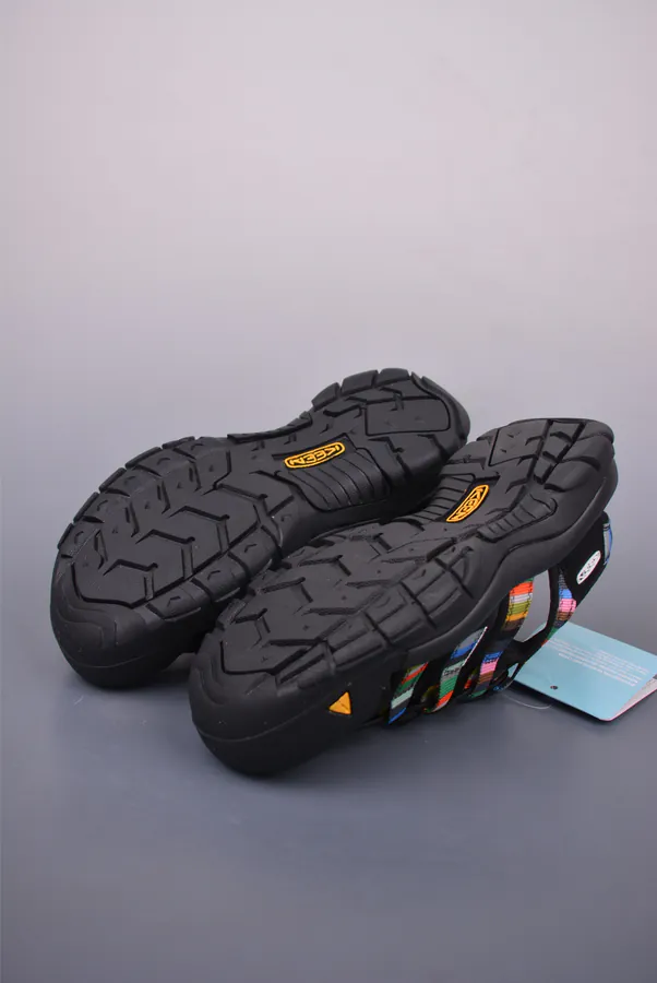 KEEN Shanti EVA Sandals Unique Alien Design