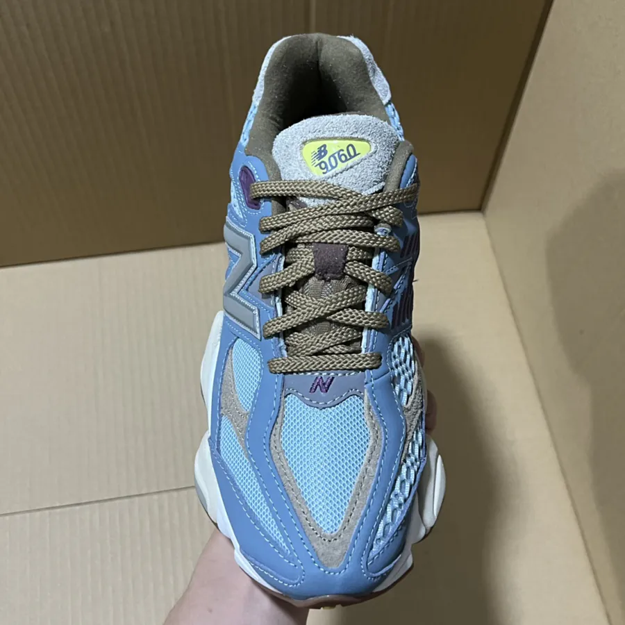 NB9060 Exclusive Original Sneaker