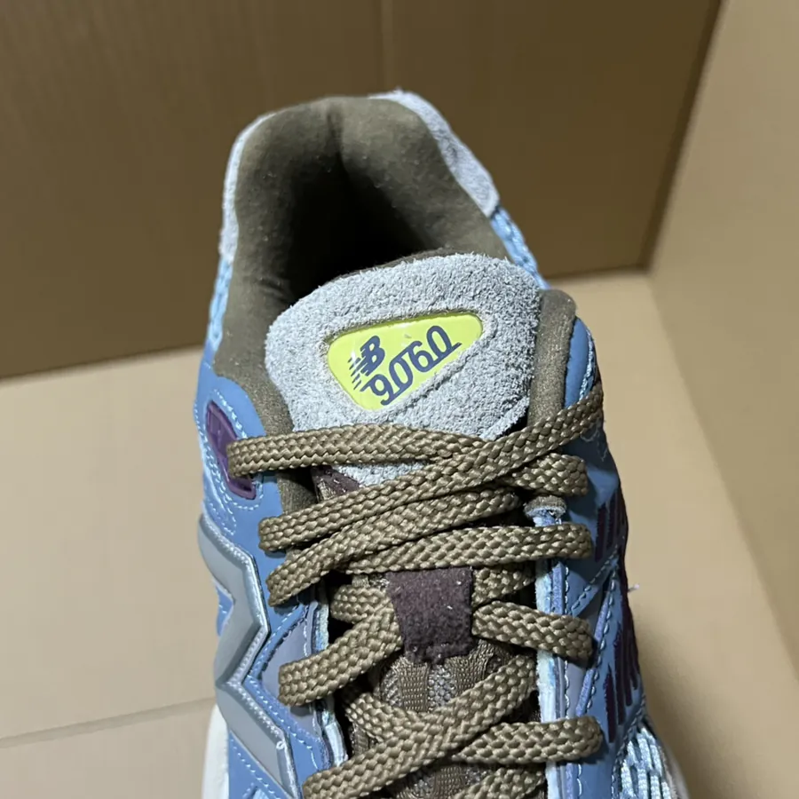 NB9060 Exclusive Original Sneaker