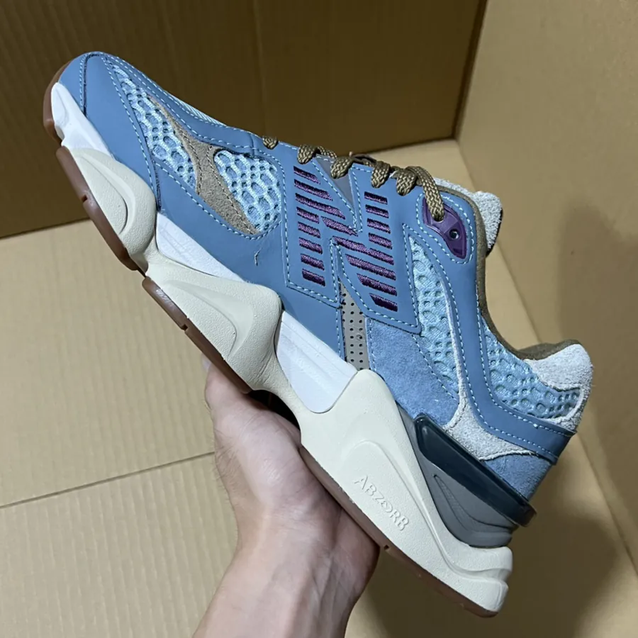 NB9060 Exclusive Original Sneaker
