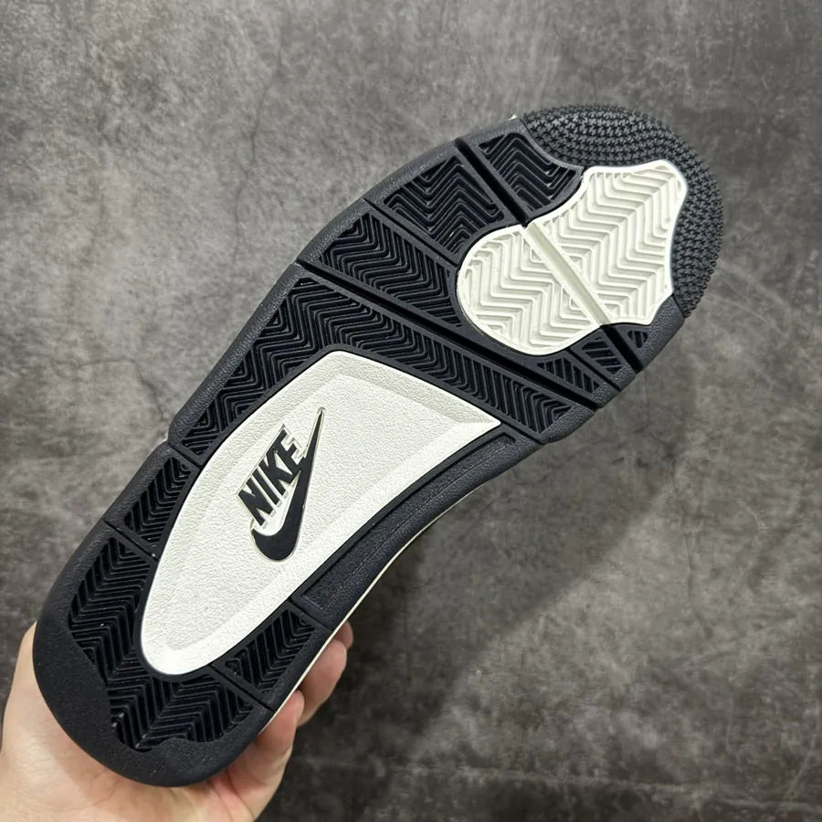 Nigel Syester x Air 4 Retro Collaboration Black Soul Black Brick