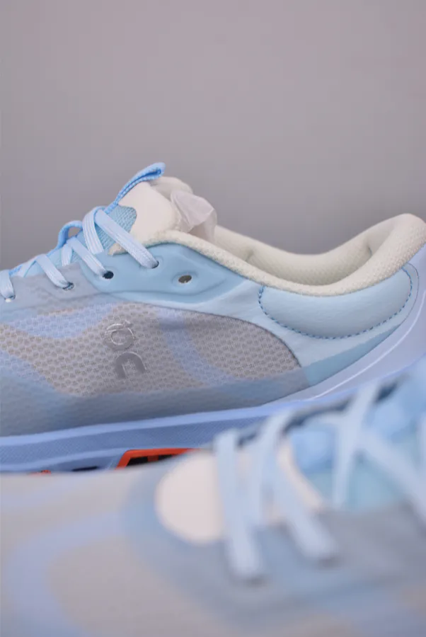 On昂跑 Cloudtilt Loever 2 Running Shoes