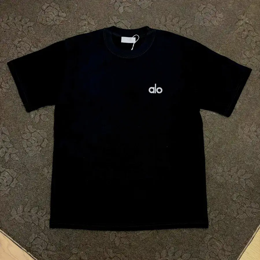 Alo 25ss New Arrival Casual Short Sleeve T Shirt with Burst Stitch Design
