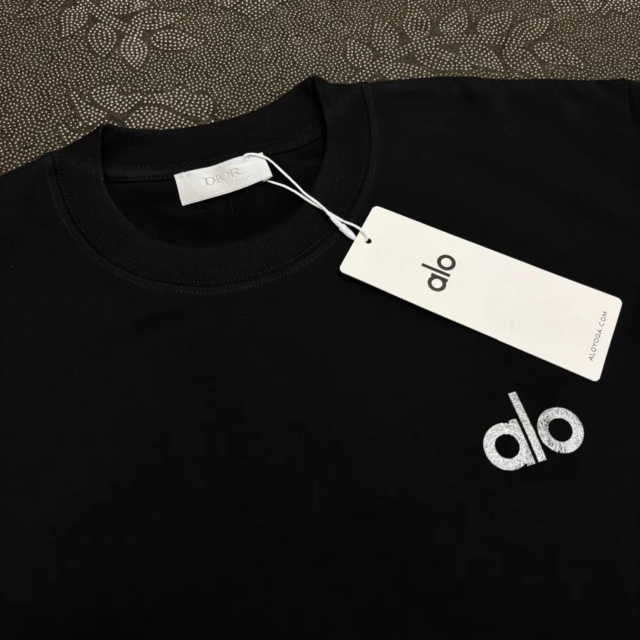 Alo 25ss New Arrival Casual Short Sleeve T Shirt with Burst Stitch Design