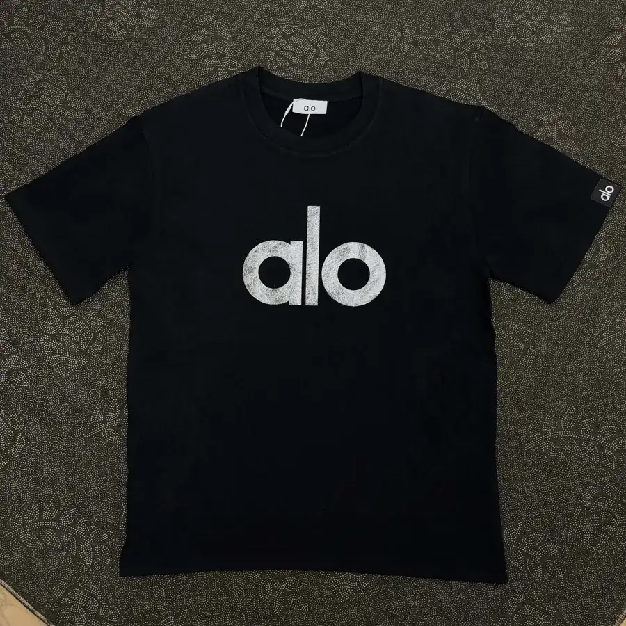 Alo 25ss New Collection Casual Short Sleeve T Shirt with Large Front Patches