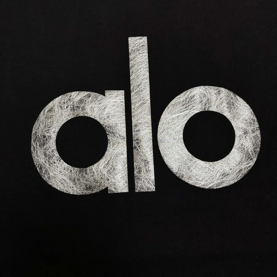 Alo 25ss New Collection Casual Short Sleeve T Shirt with Large Front Patches