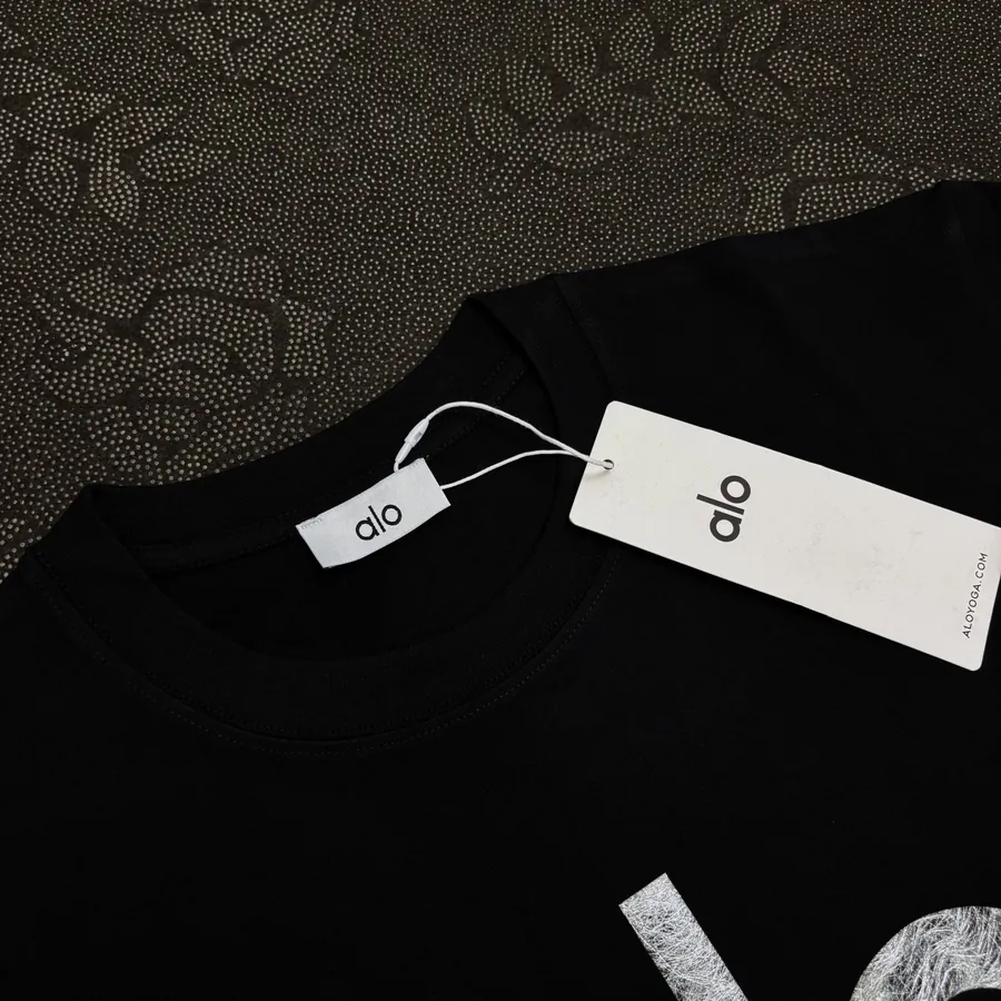 Alo 25ss New Collection Casual Short Sleeve T Shirt with Large Front Patches