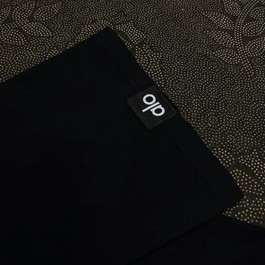 Alo 25ss New Collection Casual Short Sleeve T Shirt with Large Front Patches