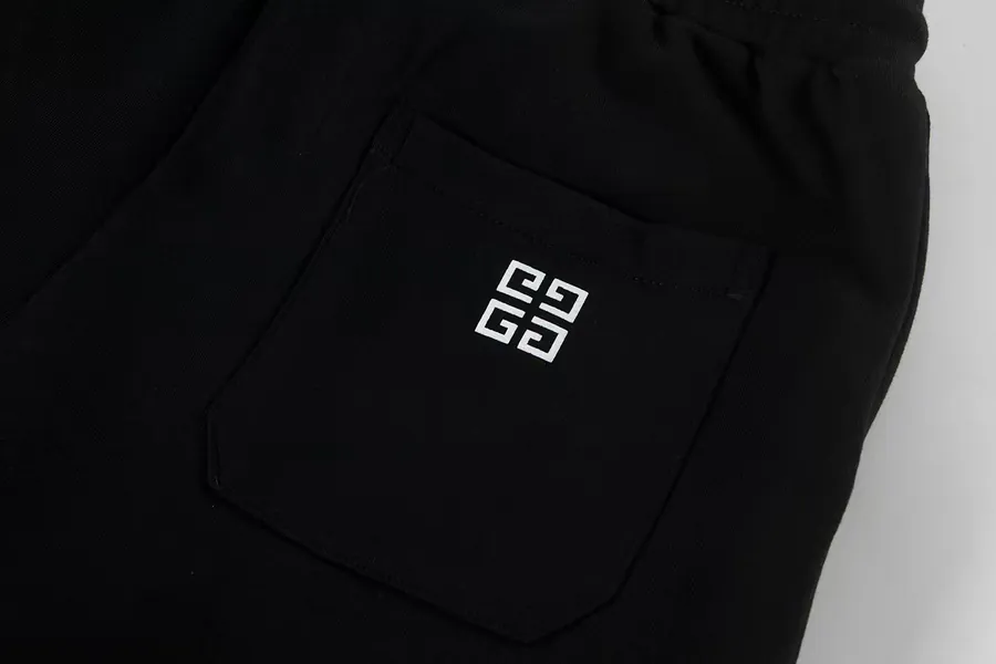 GIVENCHY 2025 New Trendy Fluffy Shorts