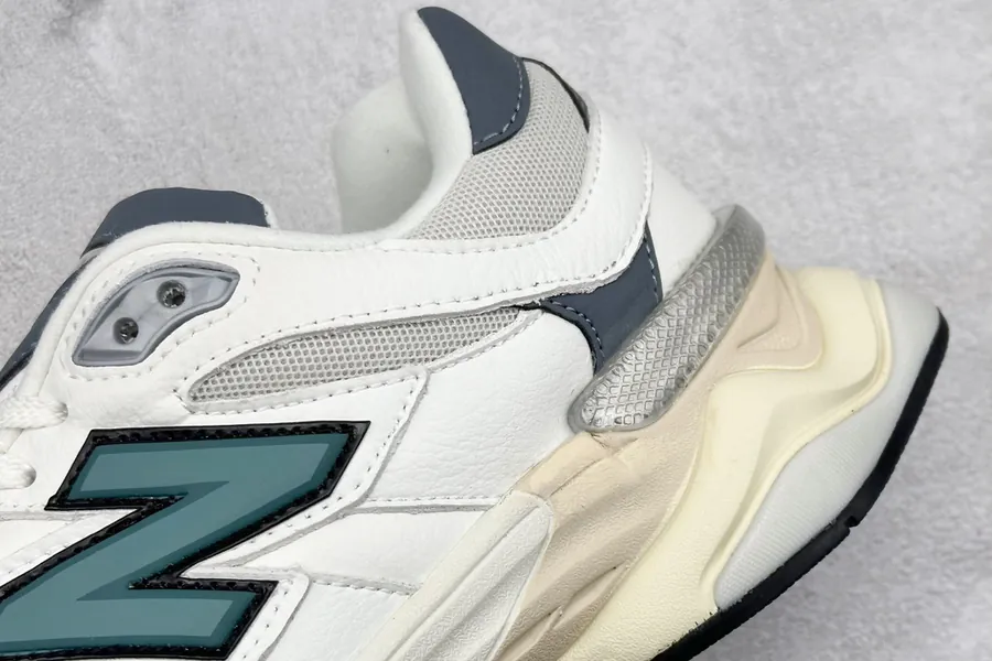 Joe Freshgoods x New Balance NB9060 Vintage Sneaker