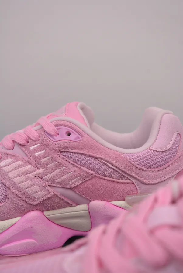 Joe Goods x New Balance NB9060 Vintage Sneaker