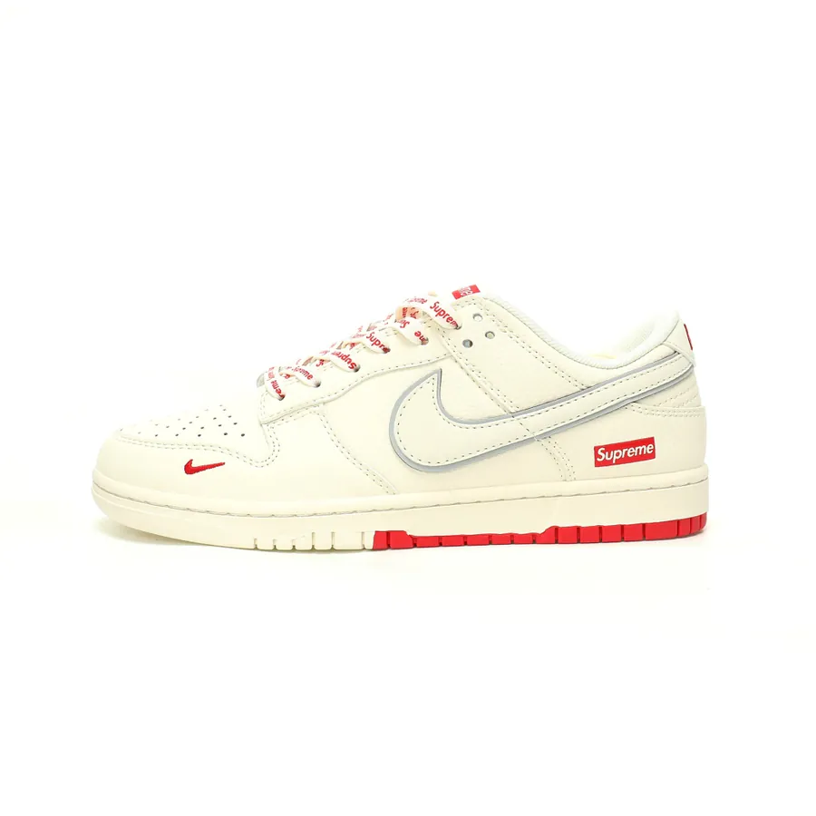 Supreme x Nike By You SB Dunk Low Retro SP Classic Streetwear Low Top Sneaker