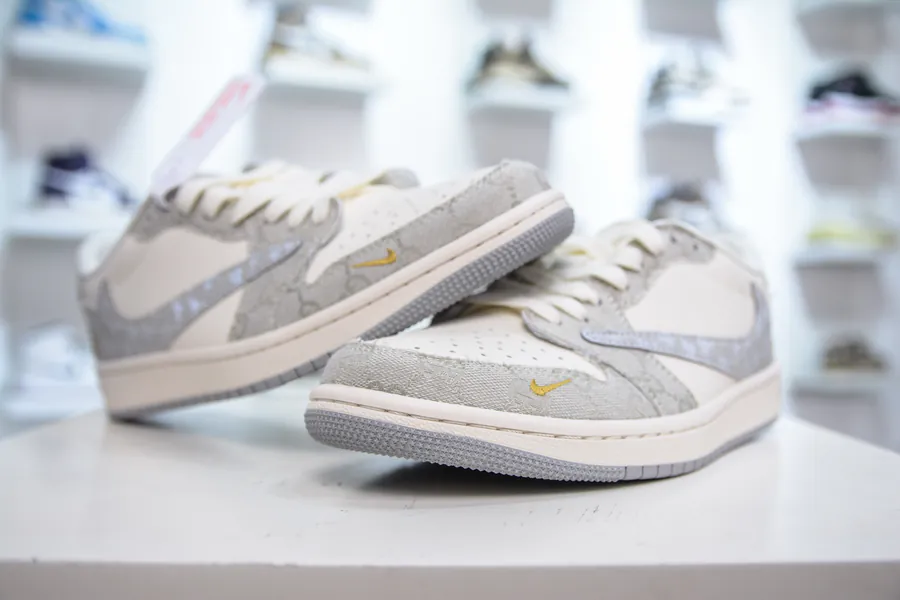 TS x Air 1 Low Collaborative Smoke Gray Canvas