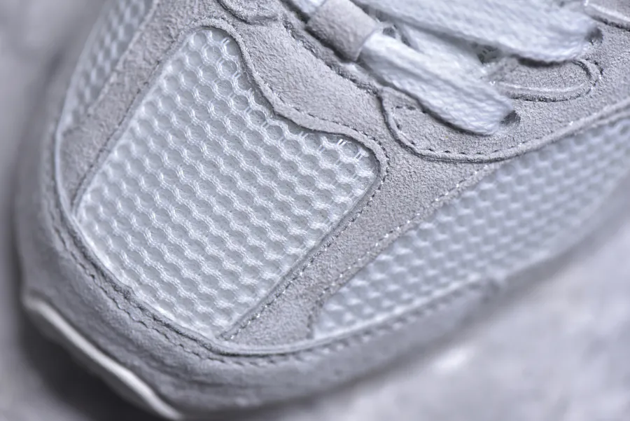 Miu Miu x New Balance NB530 SL Low Top Classic Vintage Sneaker