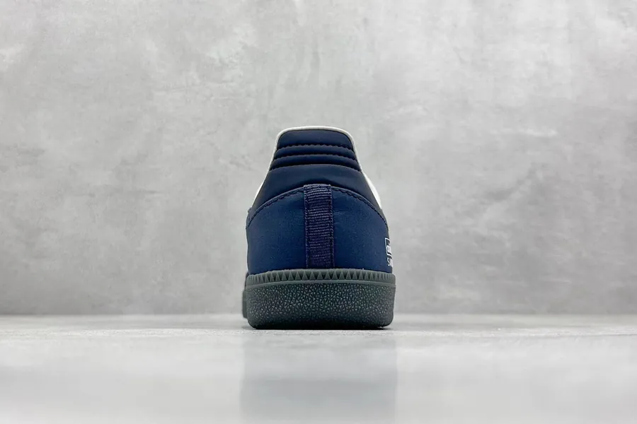 Addis Original Samba Vintage Style Sneaker