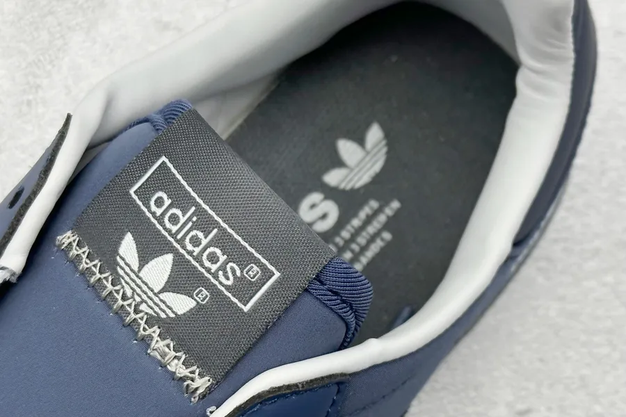 Addis Original Samba Vintage Style Sneaker