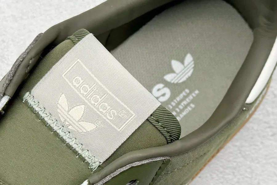 Addis Original Samba Vintage Style Sneaker