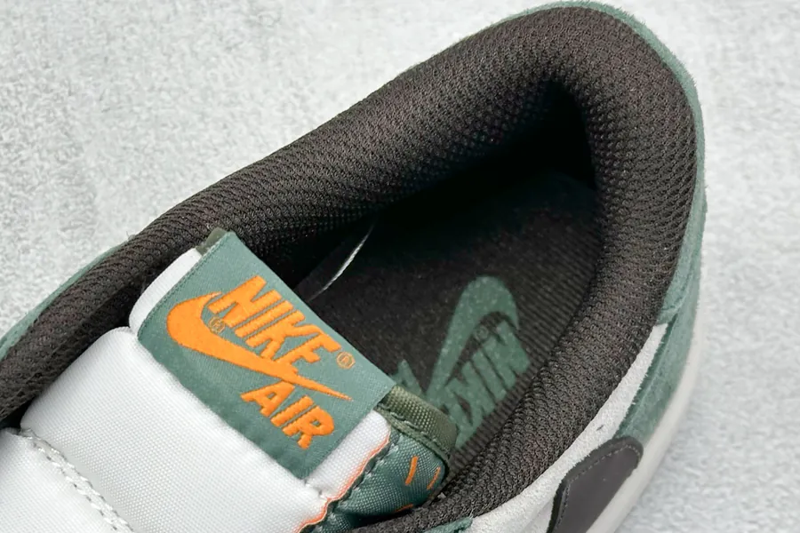 Travis Scott x Air Jordan AJ1 Low OG SP TS Mid End Market Exclusive