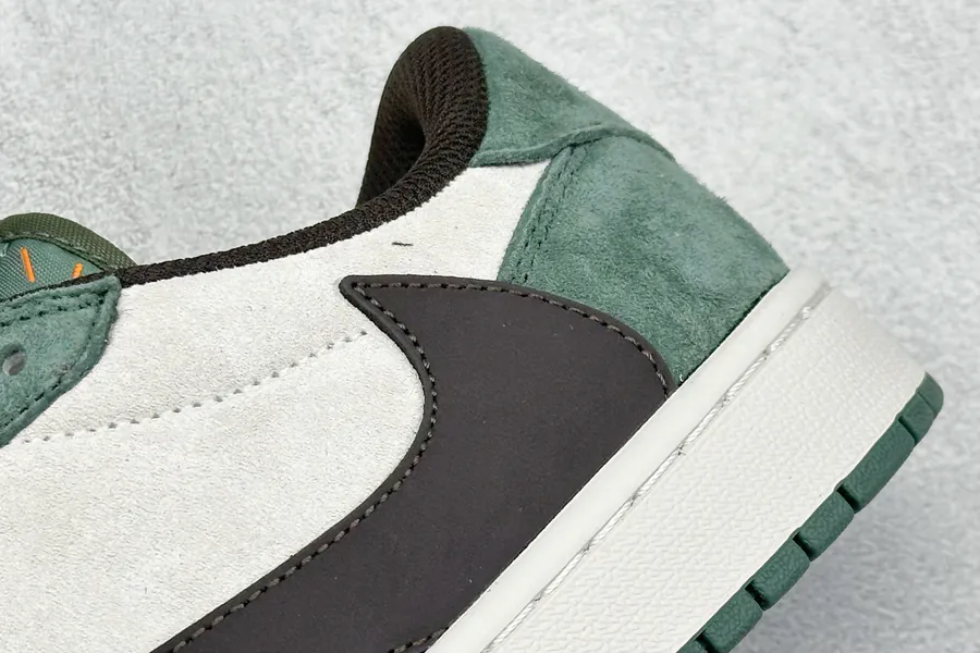 Travis Scott x Air Jordan AJ1 Low OG SP TS Mid End Market Exclusive