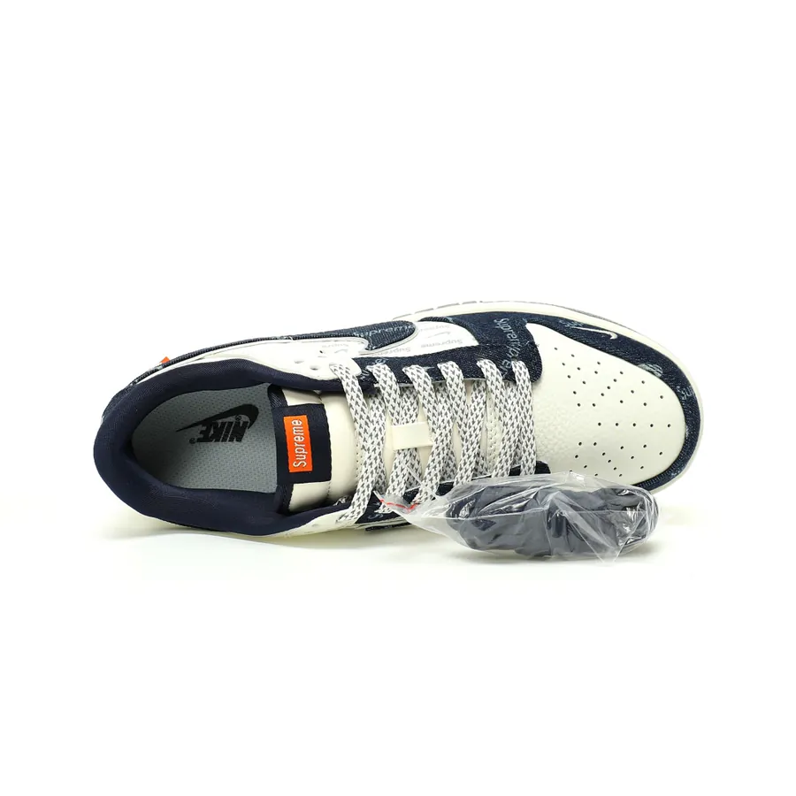 Supreme x Nike SB Dunk Low Retro SP Supreme Collaboration
