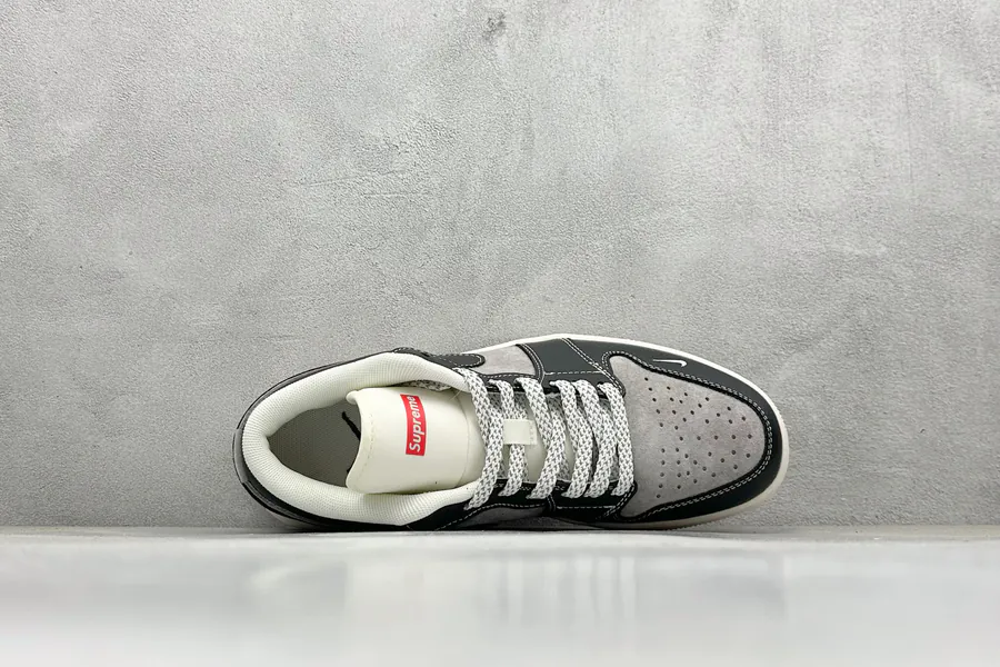 Air Jordan 1 Retro Low x Supreme Black Brown