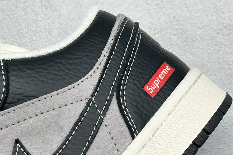 Air Jordan 1 Retro Low x Supreme Black Brown