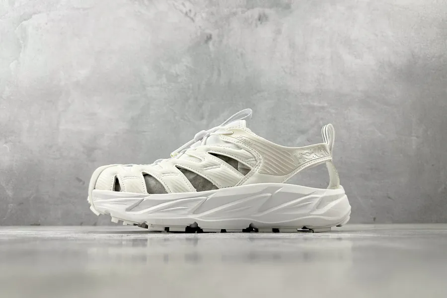 HOKA ONE ONE Bucket Bag White
