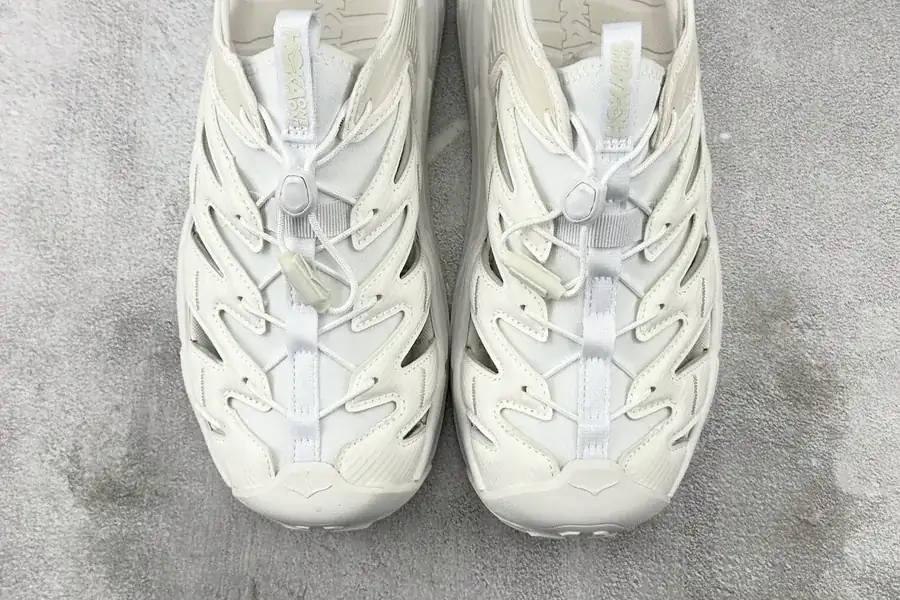 HOKA ONE ONE Bucket Bag White