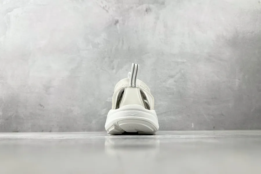 HOKA ONE ONE Bucket Bag White