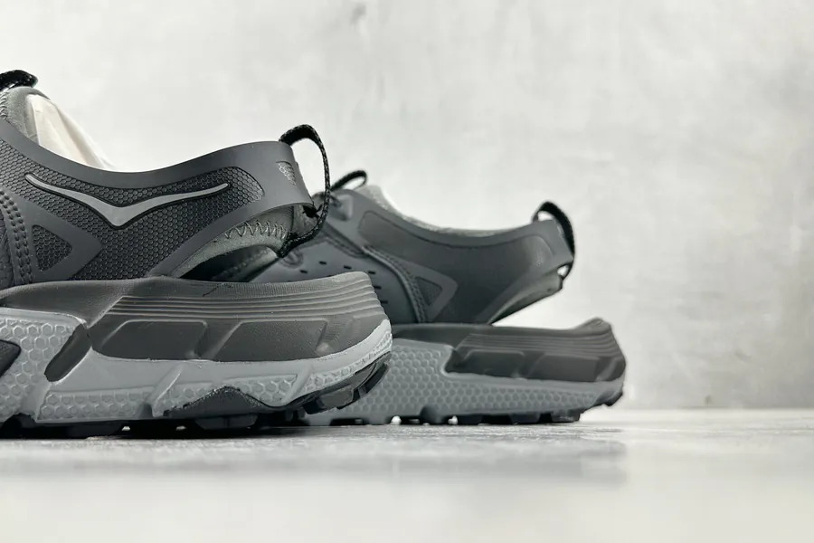 HOKA ONE ONE VIBRAM Black