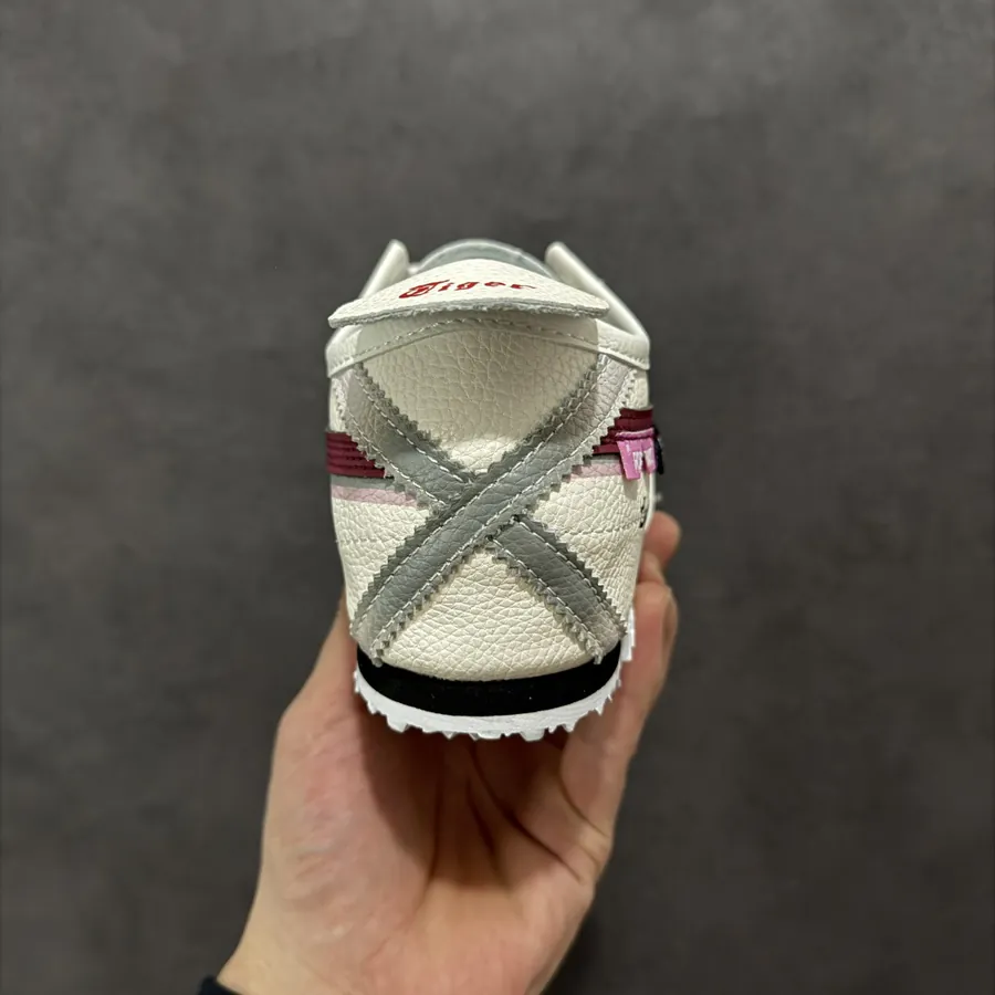 Asics Onitsuka Tiger MEXICO 66 Low Top Casual Shoes