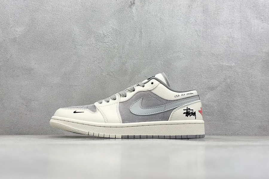 CX Exclusive KK Version Air 1 Low 1 Premium Custom Basketball Shoes