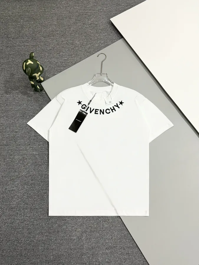 Givenchy 25ss Logo Print T Shirt with Fall Shoulder Fit