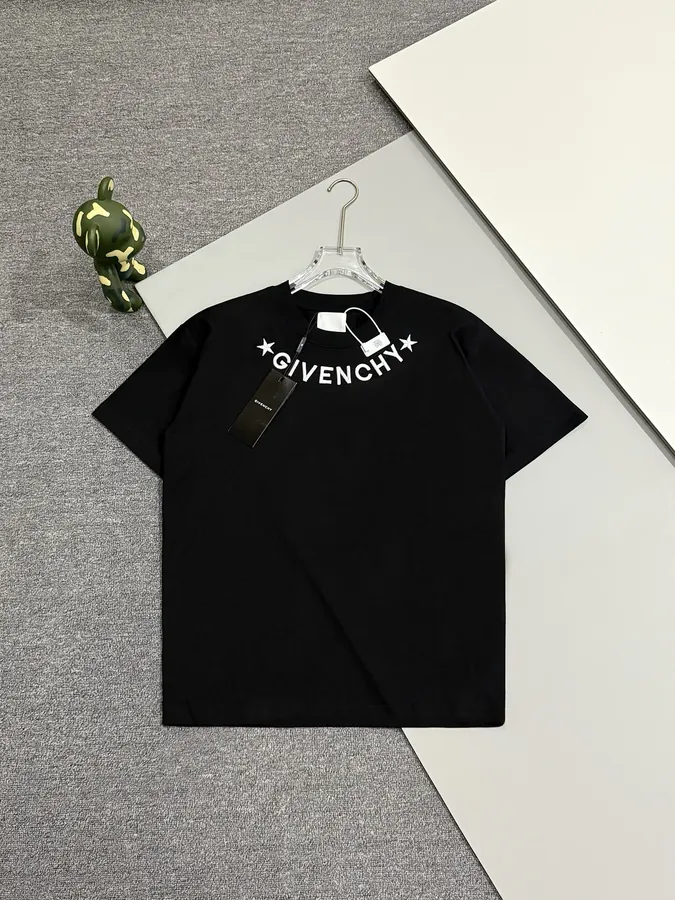 Givenchy 25ss Logo Print T Shirt with Fall Shoulder Fit