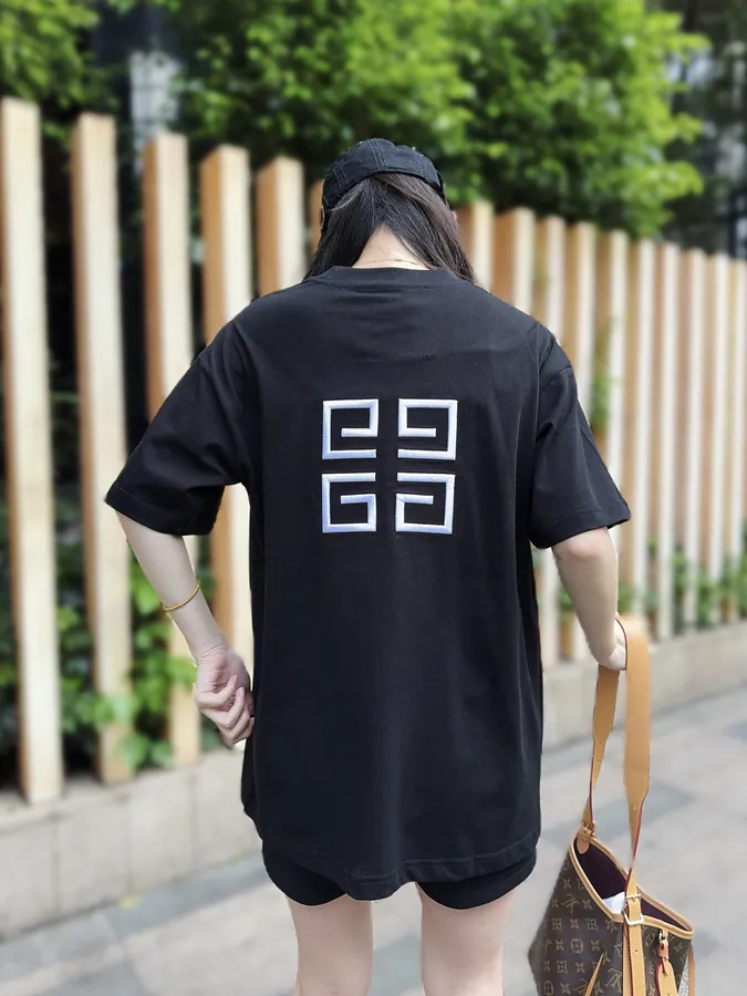 Givenchy 25SS Front and Back Logo T Shirt with Embroidery, Custom 32 Thread 280g Same Dye Fabric